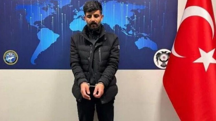 La France expulse un militant kurde en Turquie et le livre au régime d'Erdogan 
