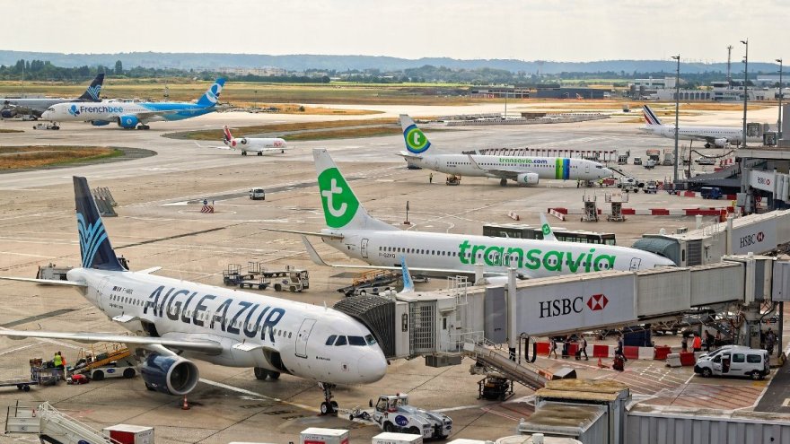Air France : Face aux fermetures des vols à Orly, les syndicats appellent à se mobiliser ce jeudi