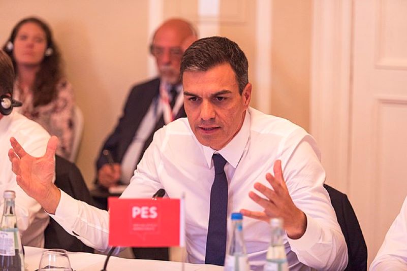 Pedro Sánchez investi à la tête d'un nouveau gouvernement de coalition « progressiste »