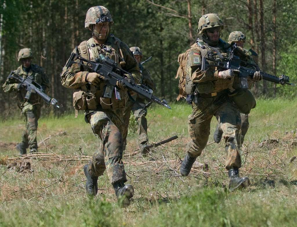 Restructuration de l'armée, hausse du budget militaire… l'Allemagne se prépare à la guerre