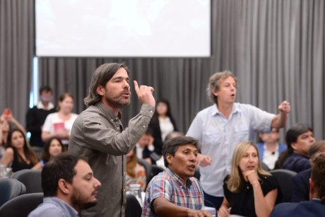 Argentine : même au Parlement, l'extrême-gauche en première ligne du combat contre Milei