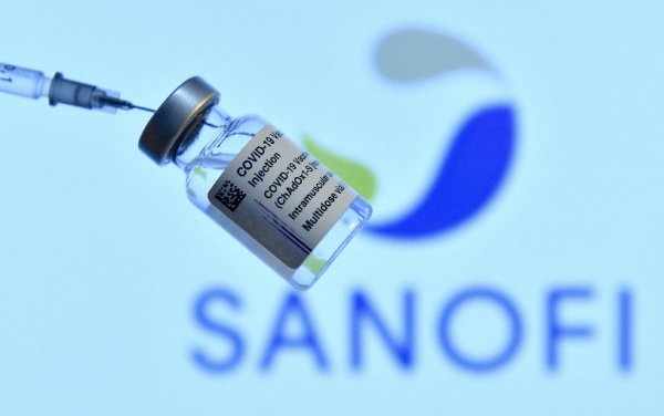 Trop tard pour faire des profits ? Sanofi arrête le développement d'un vaccin anti-Covid à ARNm