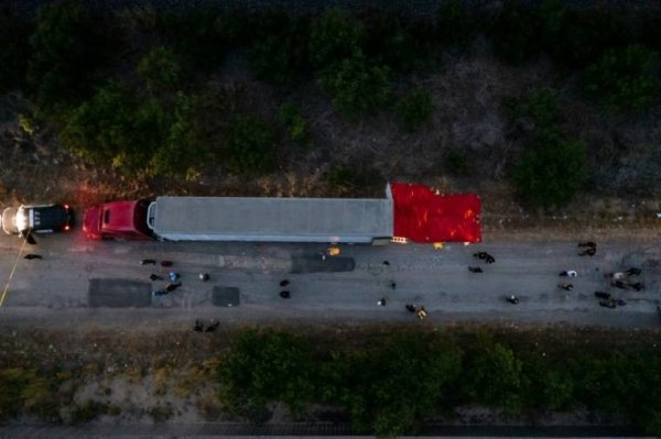 Texas. Plus de 50 migrants retrouvés morts dans un camion : les frontières tuent 