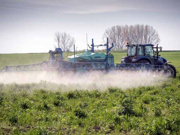 Près de 200 personnes fichées par le géant de l'agroalimentaire Monsanto en 2016